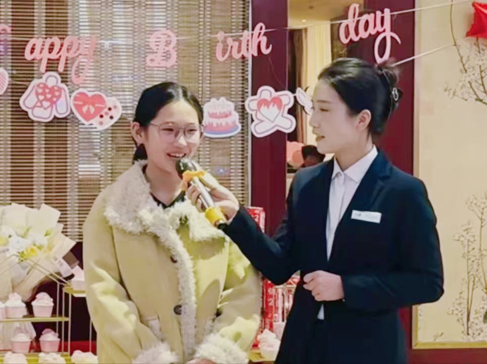 人生第一次，主持梦的初次绽放